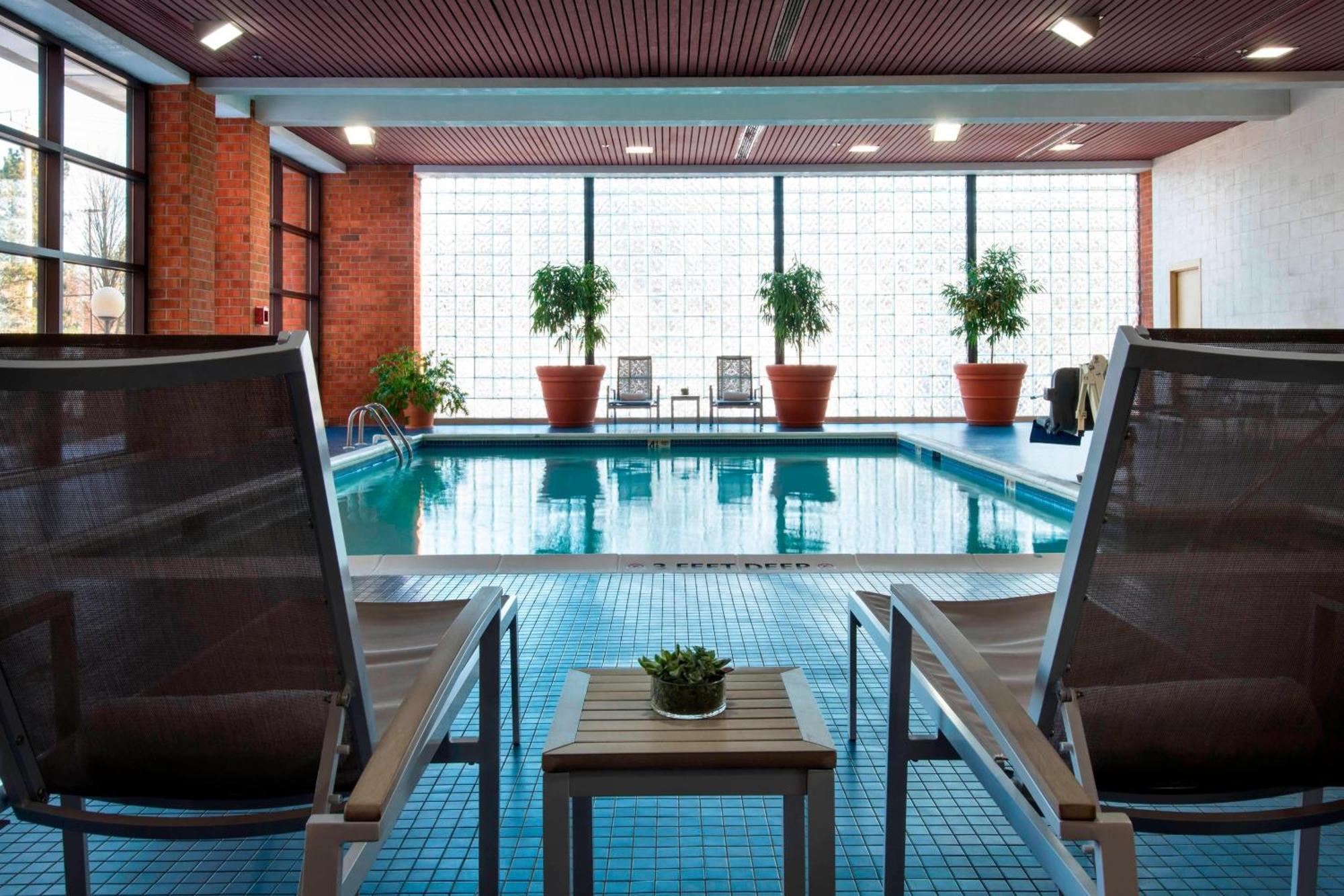 Отель Marriott Олбани Экстерьер фото