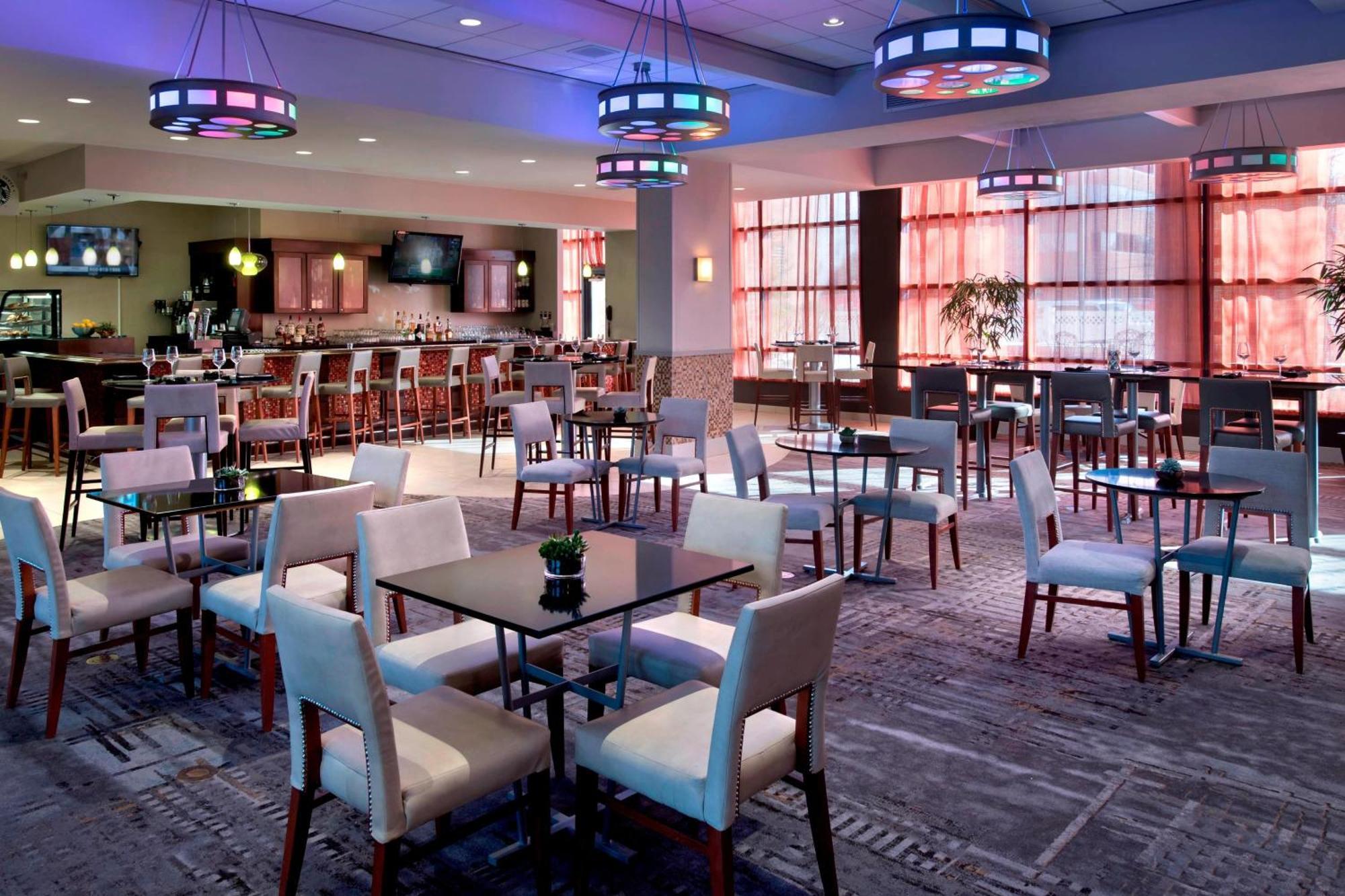 Отель Marriott Олбани Экстерьер фото