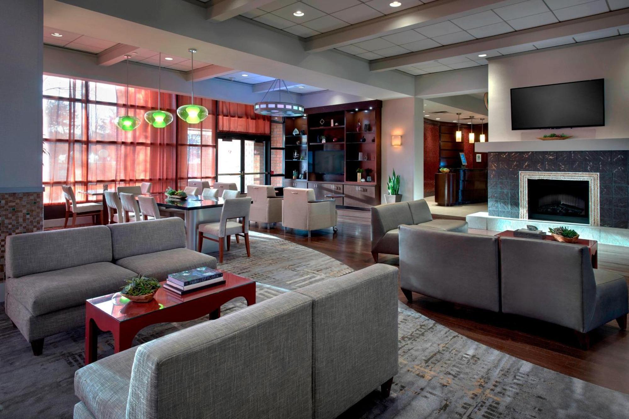 Отель Marriott Олбани Экстерьер фото